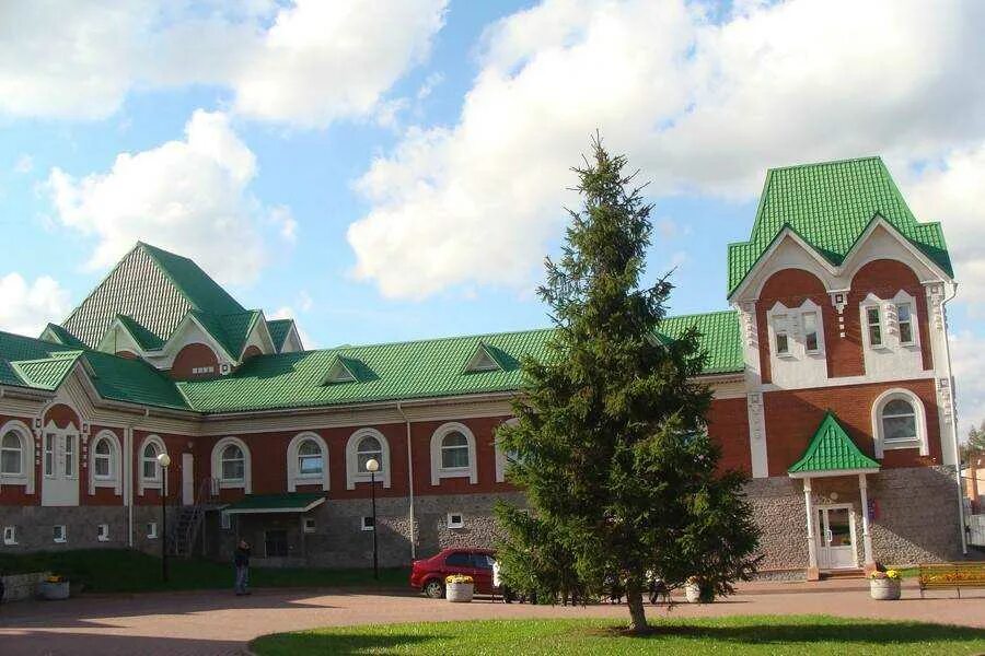 Клин красивые места для фото. Клин советская площадь 1. Клин ул литейная 23. Клин подмосковье. Клин ул левонабережная 1 сбербанк.