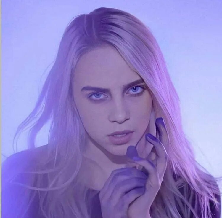 Билли айс. Билли Айлиш Ocean Eyes. Billie Eilish - Ocean Eyes (2016). Ocean Eyes Billie Eilish альбом. Ocean Eyes Billie Eilish обложка.