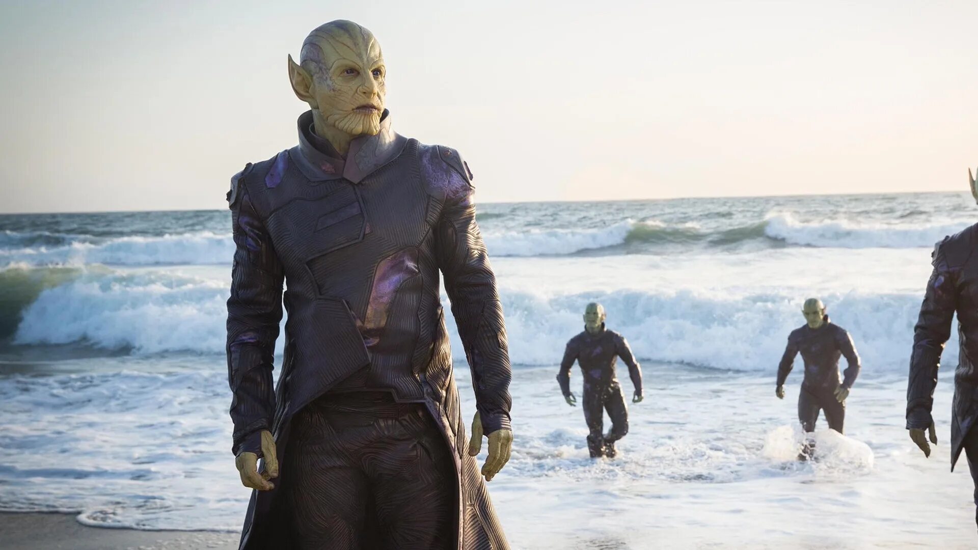 скруллы мстители. талос капитан марвел. танос скрулл. скруллы. марвел раса скруллы.