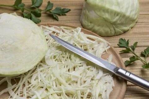 Как шинковать капусту специальным ножом