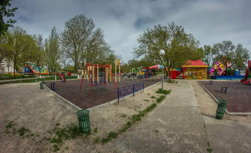 городской парк красноперекопск. красноперекопск парк фото. село источное красноперекопский район площадка детская. сквер победы красноперекопск. сквер богатикова красноперекопск.