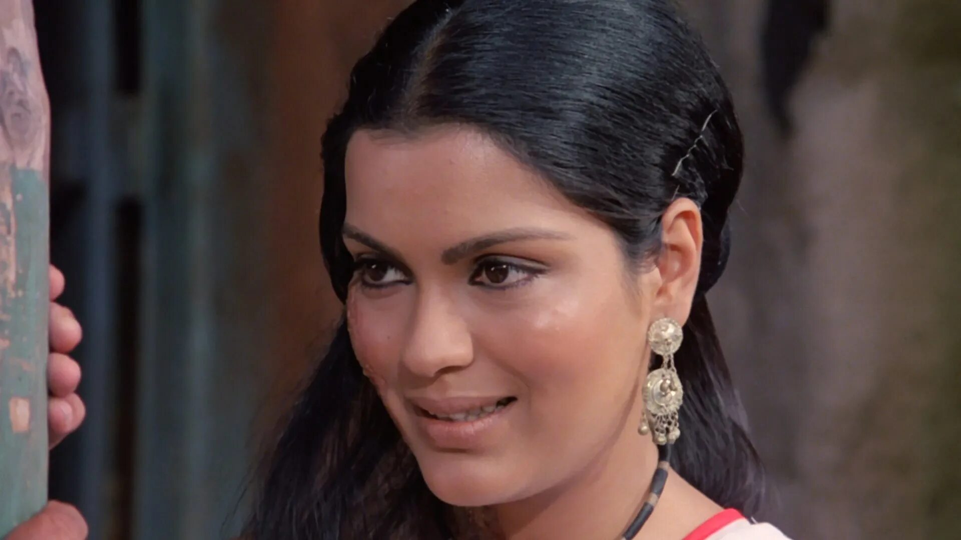 истина любовь и красота индийский фильм. зинат аман истина любовь и красота. истина любовь и красота индийский. зинат аман и шаши капур. индия истина, любовь и красота 1978.