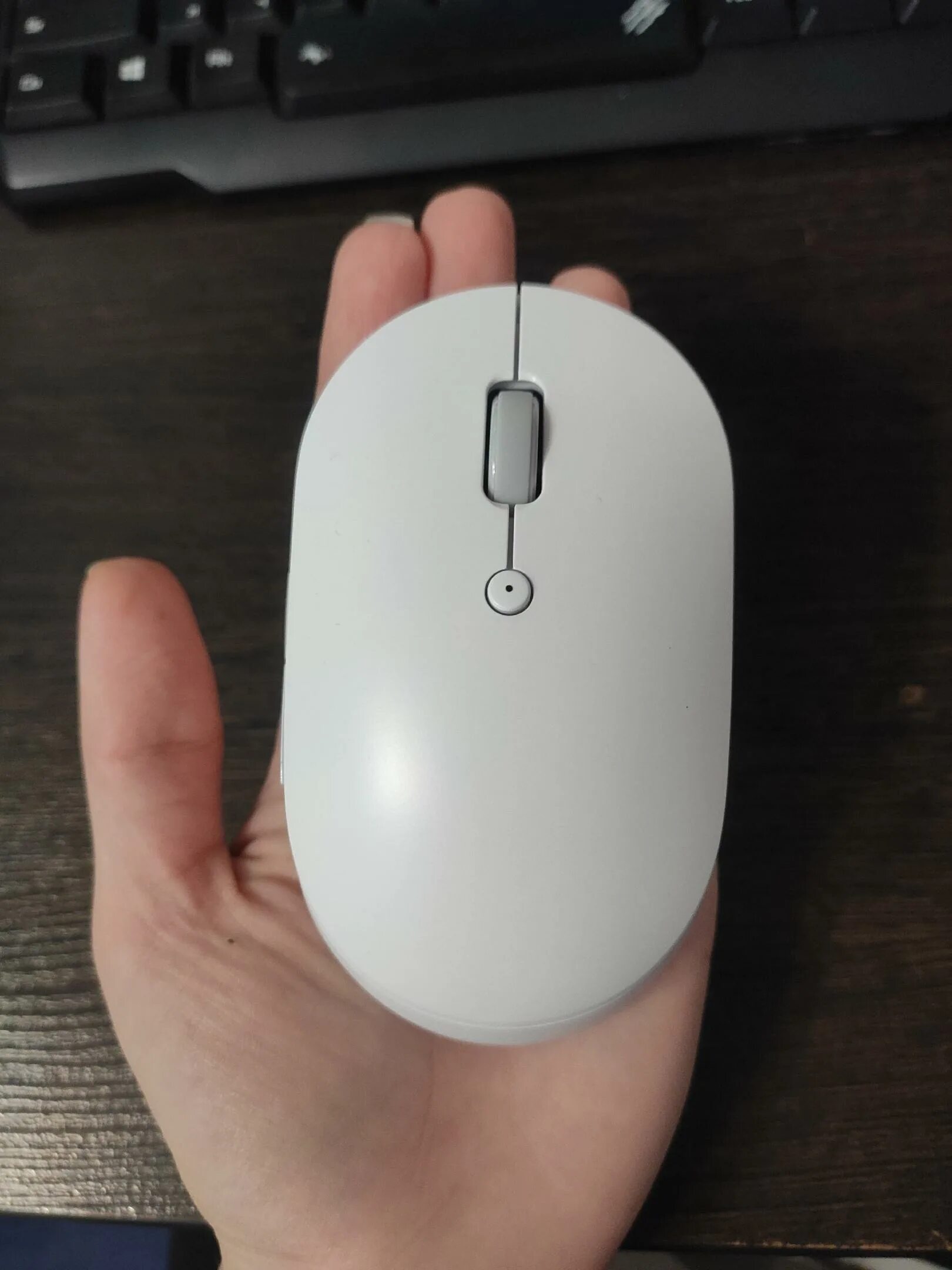 Беспроводная мышь xiaomi silent edition. Беспроводная мышь Xiaomi mi Dual Mode Wireless Mouse Silent Edition White hlk4040gl. Xiaomi mi Dual Mode Silent Edition. Mi Mouse Silent Edition характеристики+. Mi Dual Mode Wireless Mouse Silent Edition.