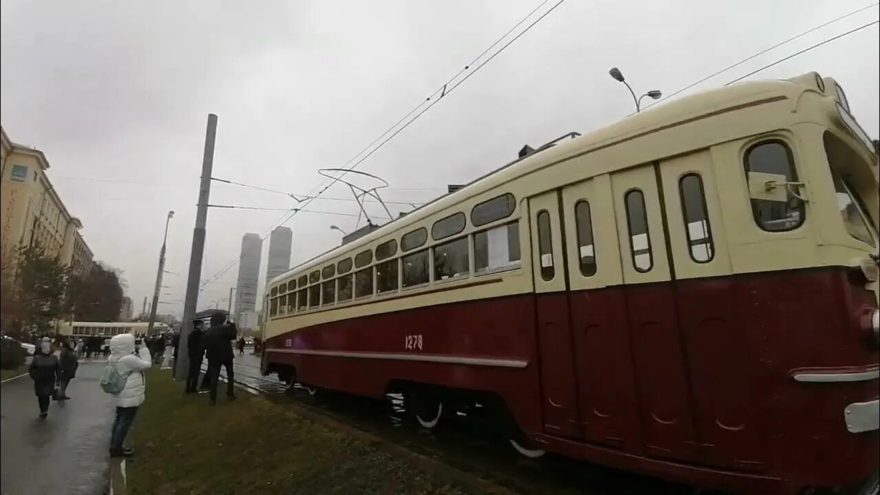 Парад ретро трамваев в Москве 2022. Парад трамваев в Москве. Трамвайный парад в Москве. Парад трамваев 2022 Липецк.