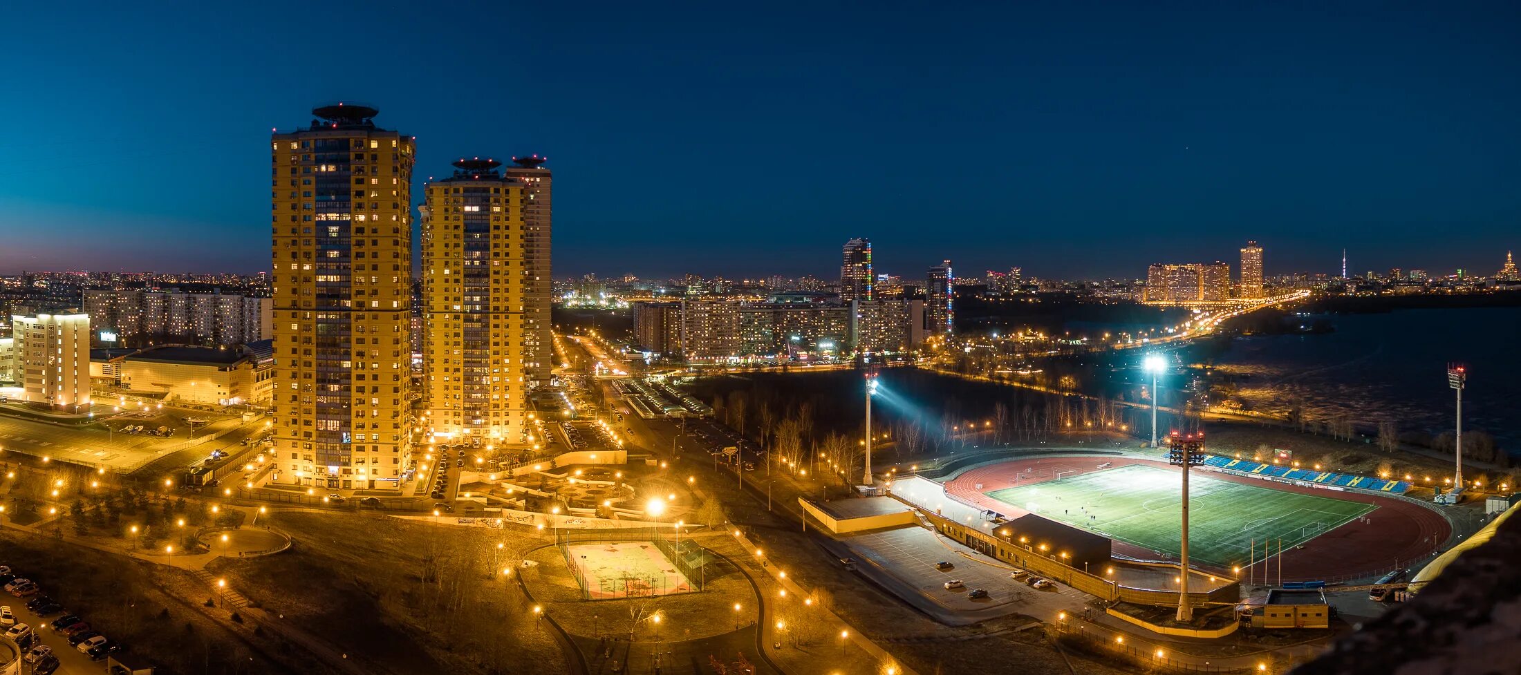 Район Строгино. Строгино район Москвы. Строгино панорама. Строгино парк ночью.