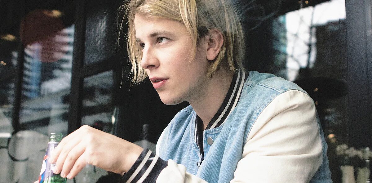 Tom odell friday. Tom Odell. Том Оделл (Tom Odell). Том Оделл 2022. Tom Odell музыкант.