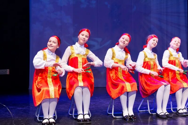 ансамбль ложечников. ансамбль ложкарей. ансамбль ложечников. ложкари для дошкольников. ансамбль ложкарей костюмы.