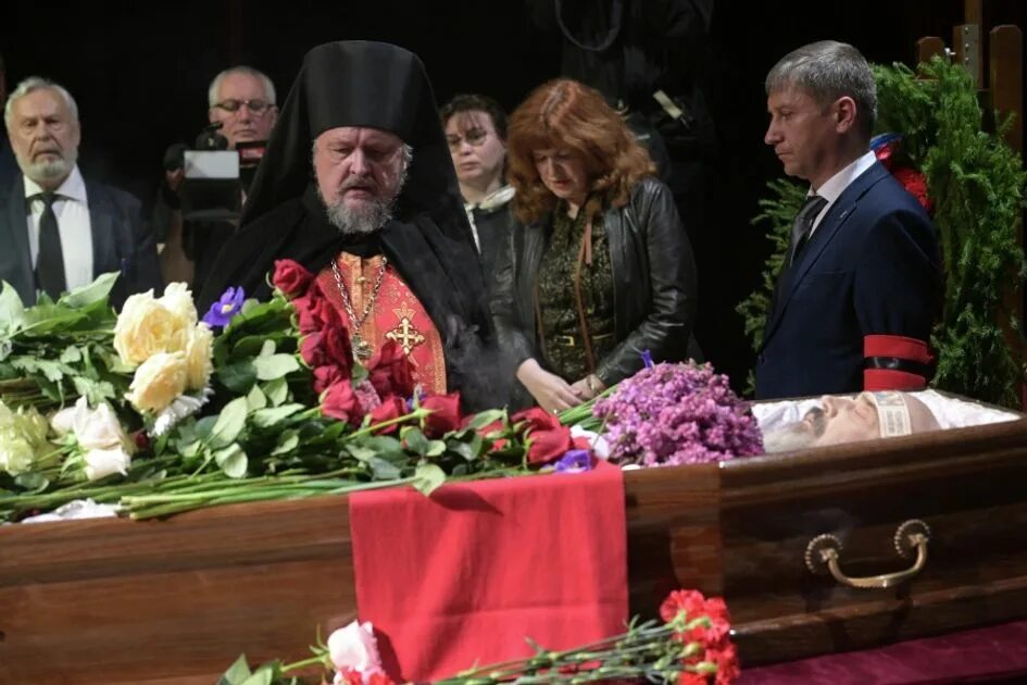 Сергей андрияка биография личная жизнь семья Академия С.Н. Андрияки. Мастер-класс "Натюрморт".