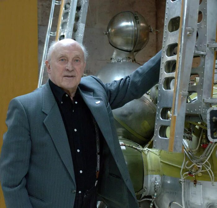 Главный конструктор космической техники