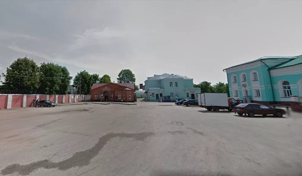 как выглядит памятник танку в зубцове. остановки рославль. остановки рославль. остановка в деревне. автопавильон новый изборск.