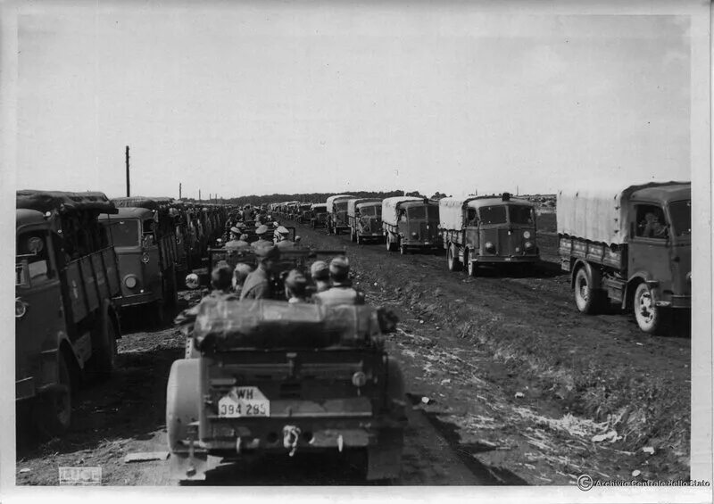 Август 1941. Гитлер и муссолини в умани 1941. умань август 1941.