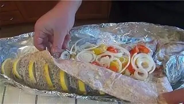 Щука с лимоном в духовке фольге
