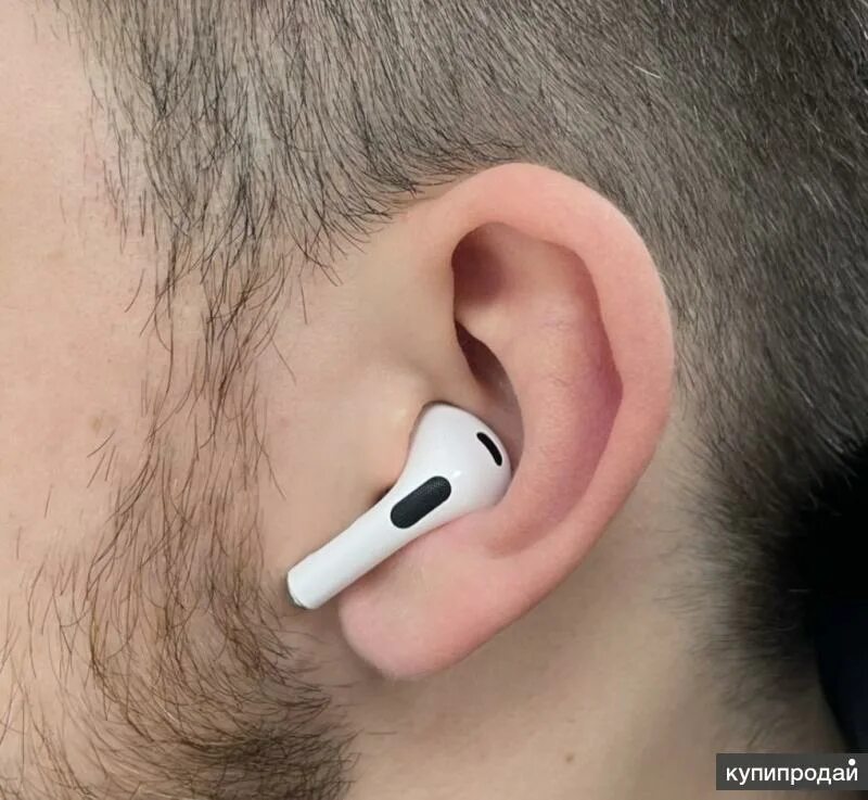 Пространственное звучание airpods. Пространственный звук airpods pro. аирподс 3. девушка в наушниках айрподс.