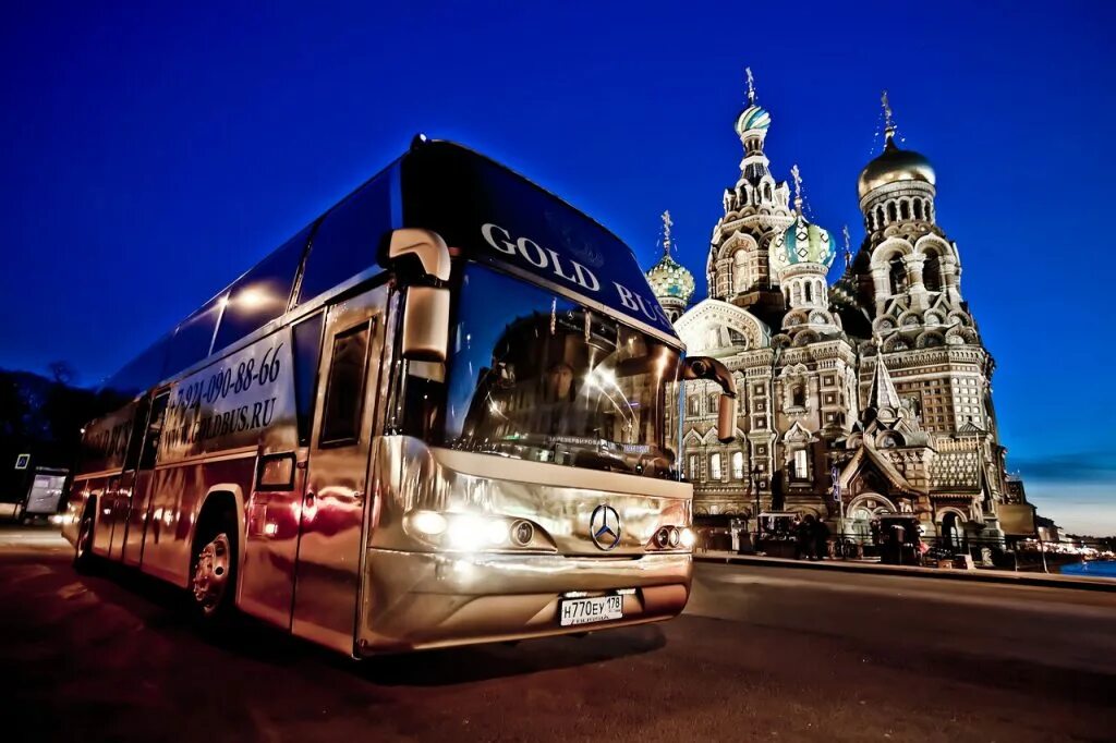 Экскурсии по москве. Псковский холм в москве. Экскурсия из москвы в санкт петербург 2023. Питер летом днем. Питер летом днем.