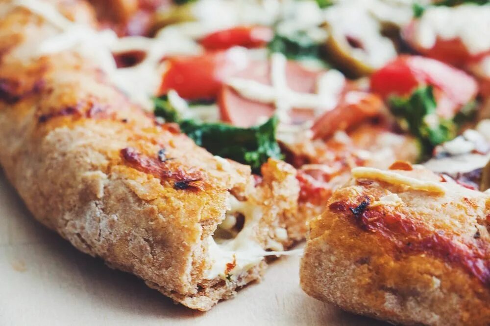 Pizza tower stuffed crust. Stuffed crust. stuffed crust pizza. сырный краст. crust pizza recipe stuffed.
