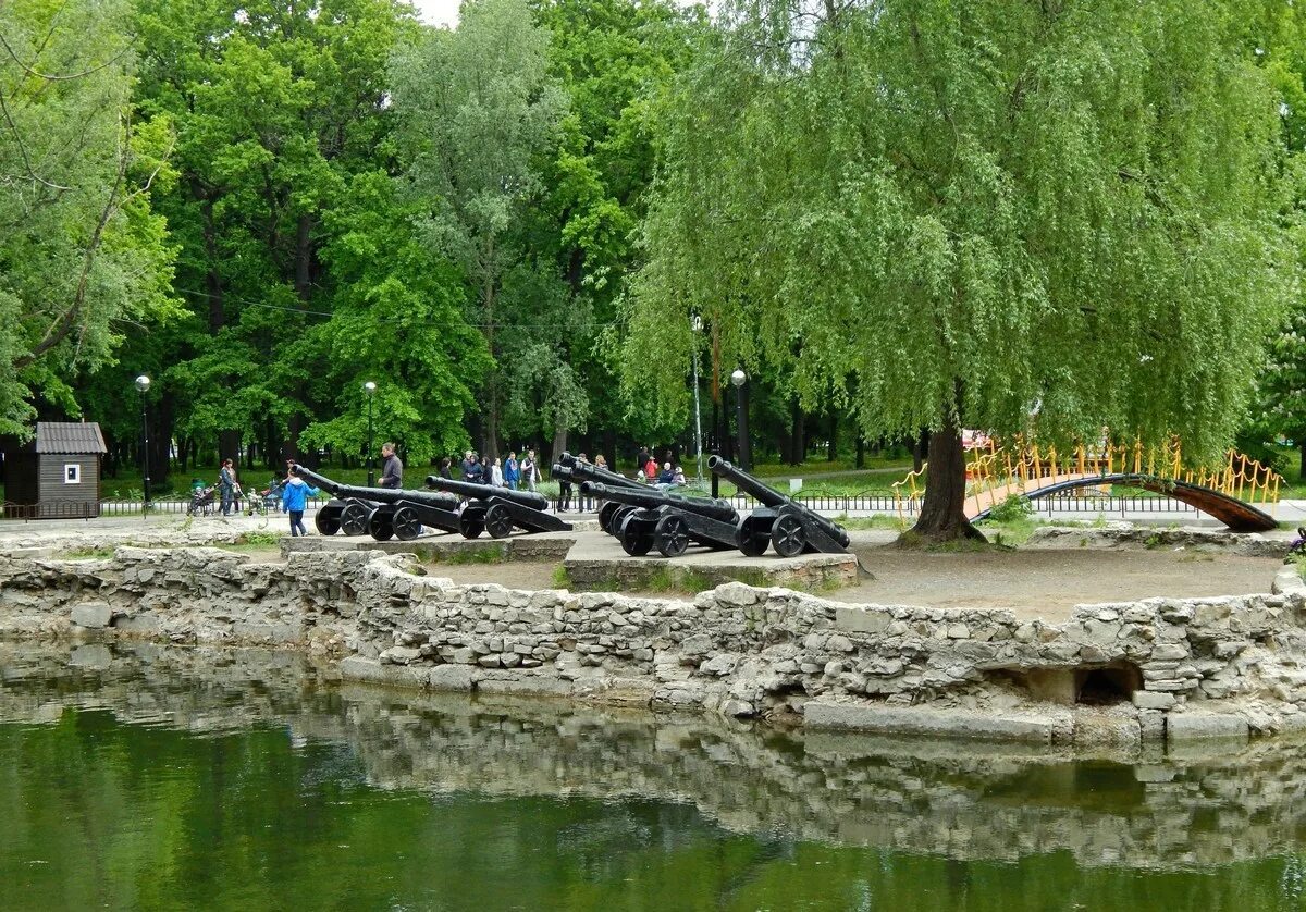 Парк юрия гагарина детский парк культуры и отдыха самара. Гагаринский парк самара. Гагаринский парк самара. Парк гагарина самара озеро. Г самара парк гагарина.