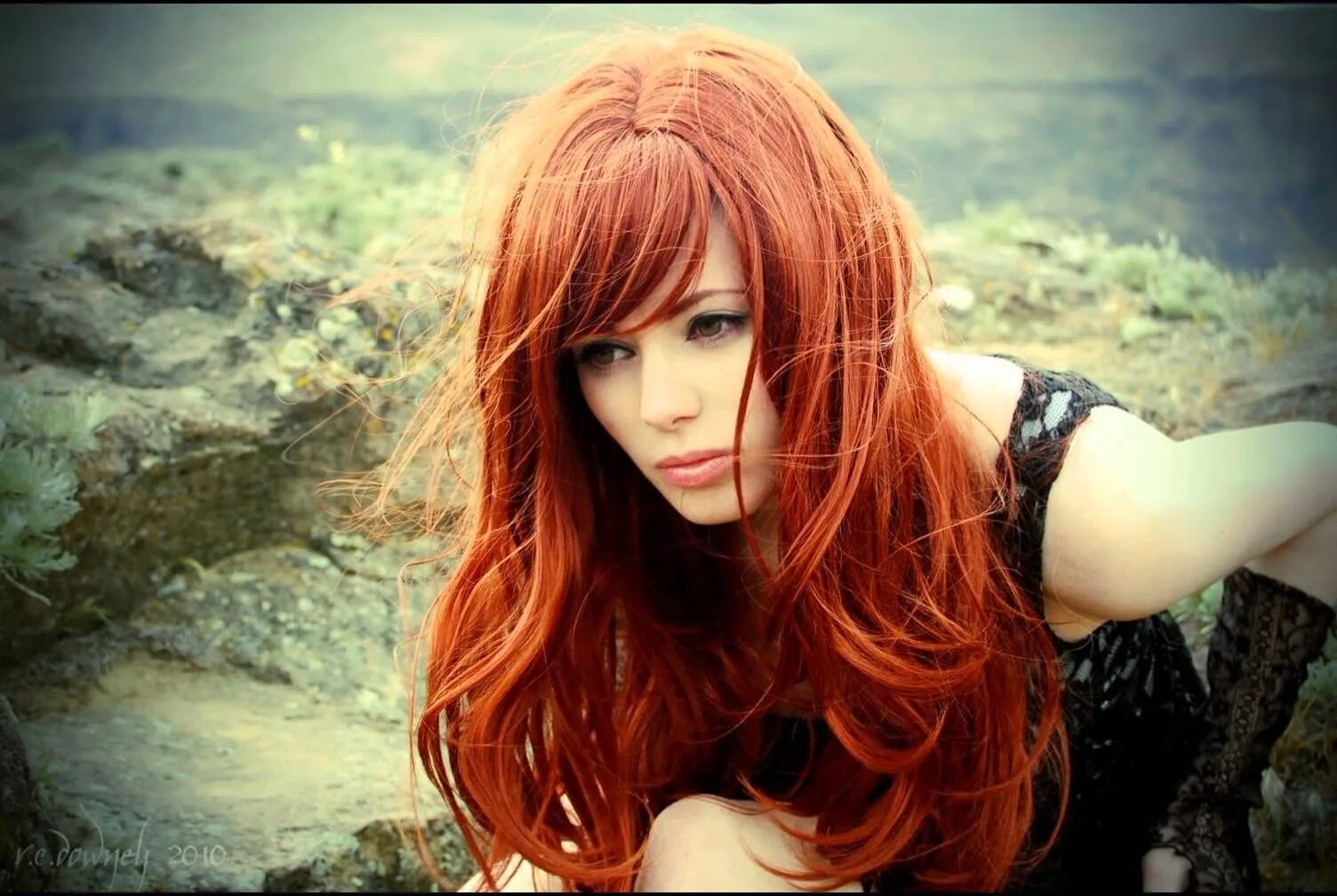 Redhead red. Рыжеволосая Катрин кюн. Рыжеволосая модель Лесли Аллен.