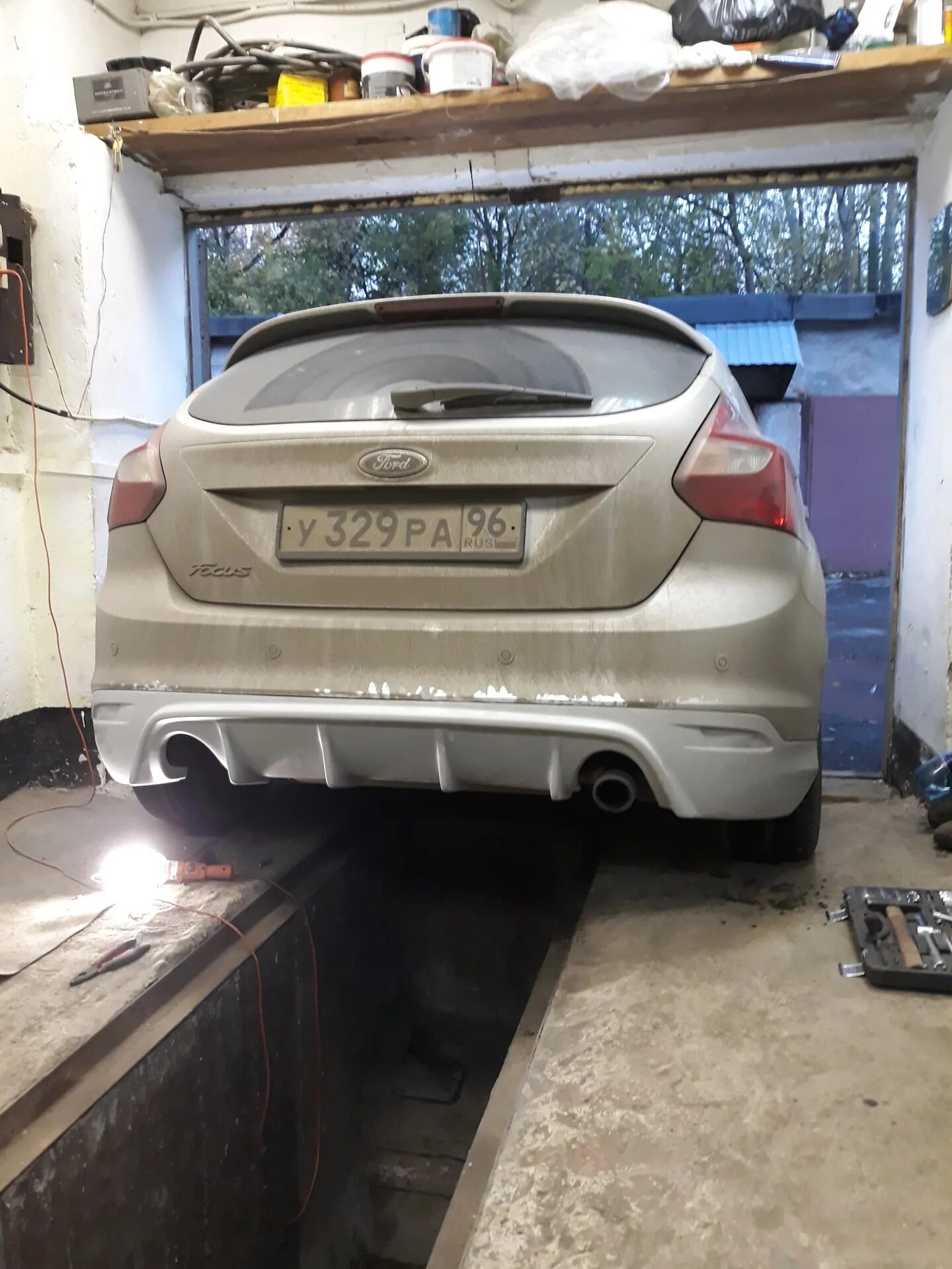 Двойной выхлоп focus 2. Ford focus 2 выхлоп. Двойной выхлоп форд фокус 2 хэтчбек. Двойной выхлоп форд фокус 2. Форд фокус двойной выхлоп.