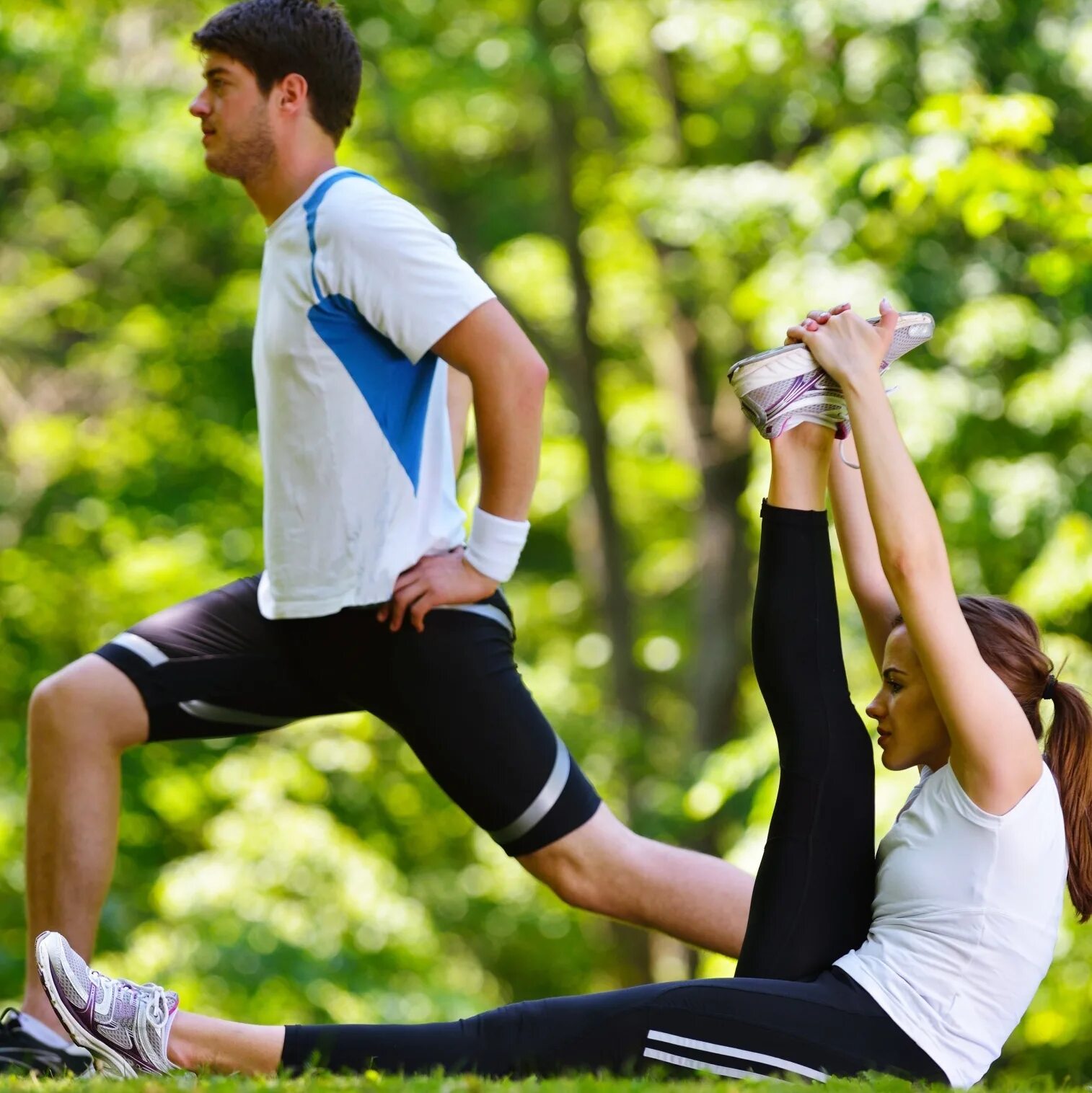 Don t do sport. Физические упражнения. Занятие спортом картинки. Тренировка на природе. Занятия на свежем воздухе.