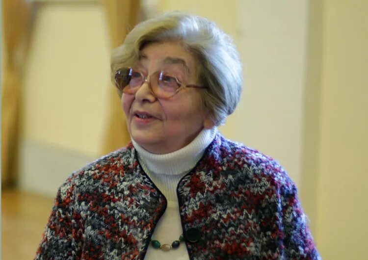 Рыжинский александр сергеевич. Ректор гнесиных. Президент гнесинки галина васильевна 2022. Рам гнесиных концертный зал. Маяровская галина васильевна.