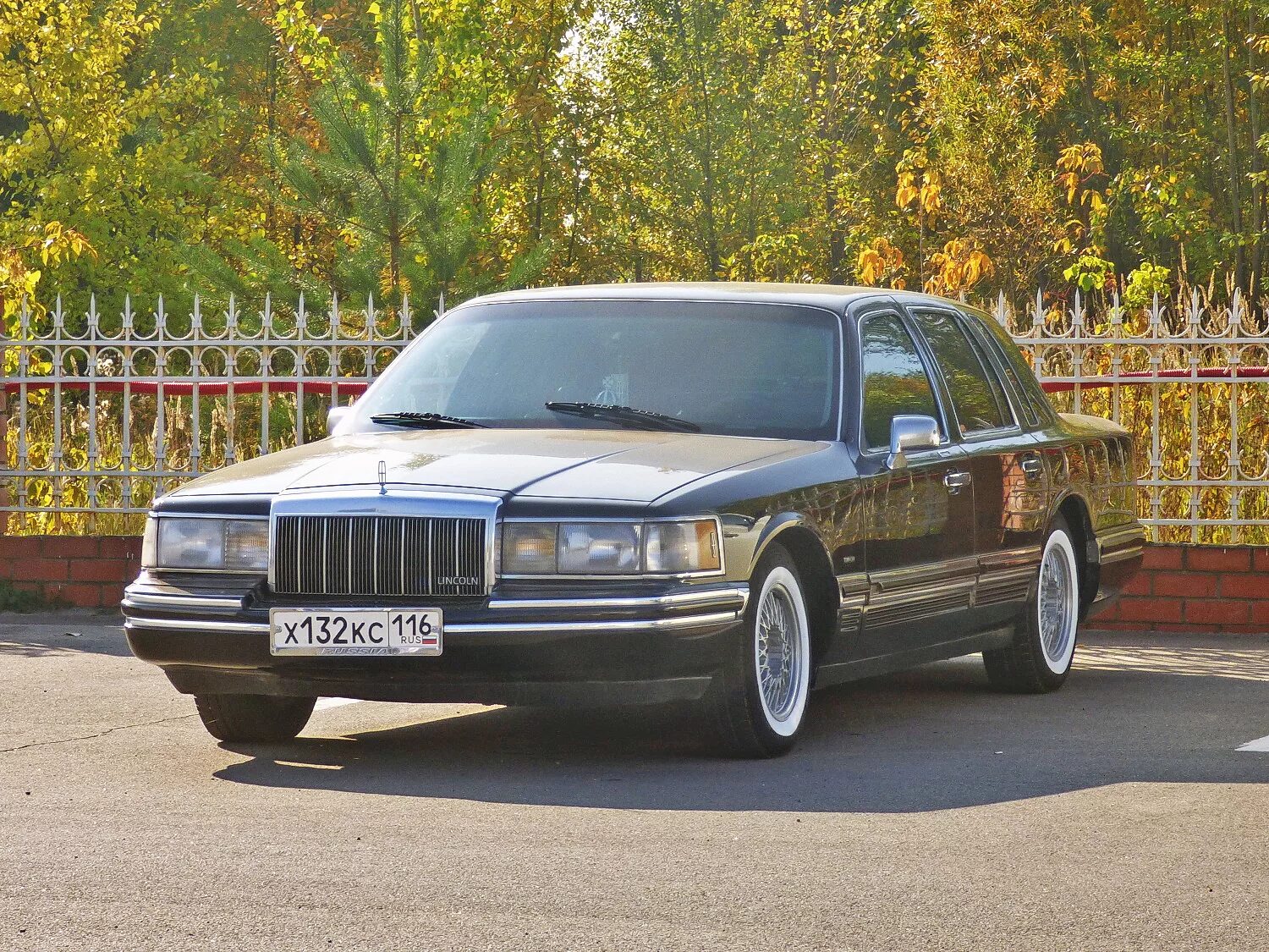 Таун кар 2. Lincoln Town car 2. Lincoln Town car 1994. Lincoln Town car 1992. Lincoln Town car 1990-1997.