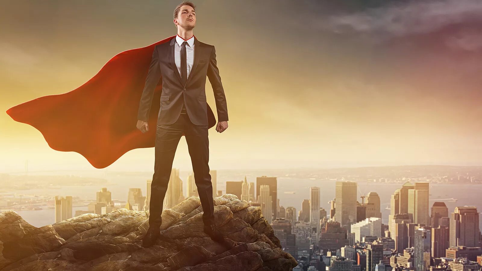 Супергерой в офисном костюме. Теория блонделя лидеры. Бизнесмен в тени. Работник персонаж. Персонаж лидер.