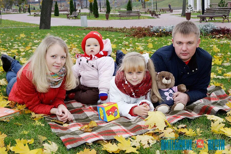 Дети семьи 15 мая. Витебск семья. 15 Мая Международный день семьи конкурс. Фото Международный день семьи 15 мая. Семья 15 мая картинки.
