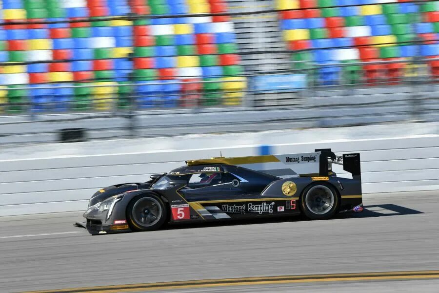 Daytona 24. 24 часа дайтона. Daytona 24. 2004 24 hours of daytona. Imsa 24 daytona.