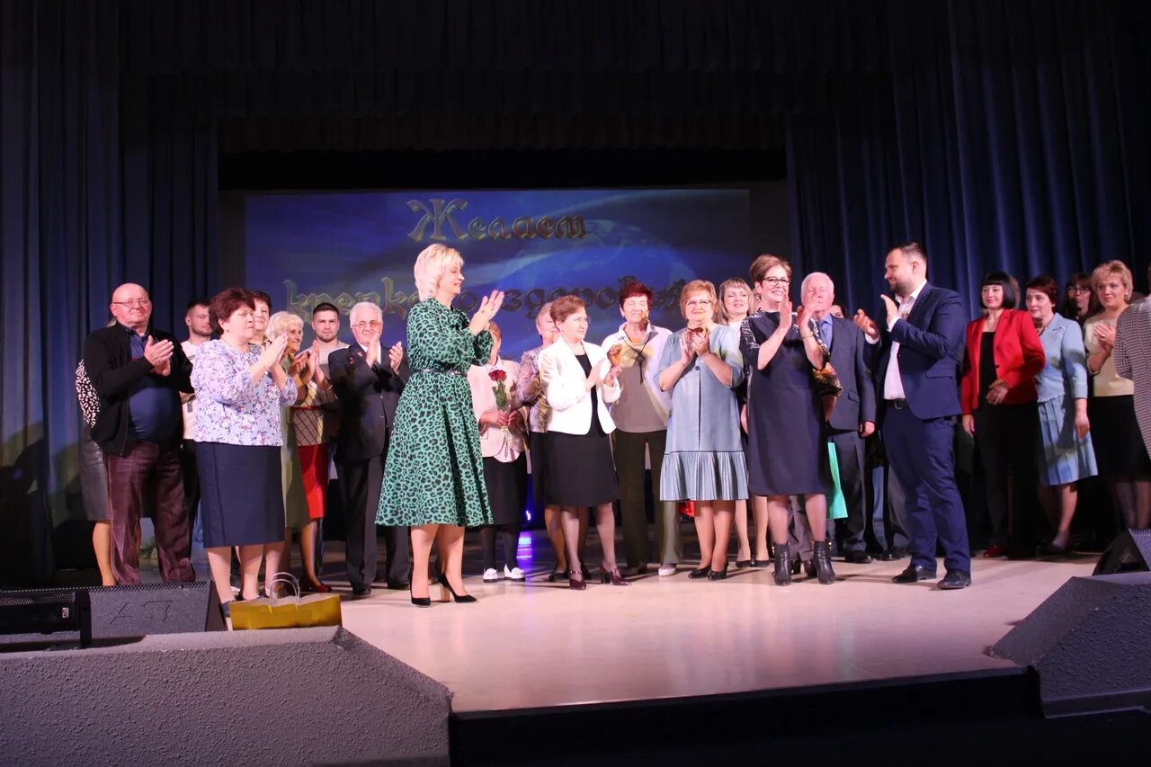 18 апреля день местного. Городской дворец культуры. день местного самоуправления. праздник день местного самоуправления.