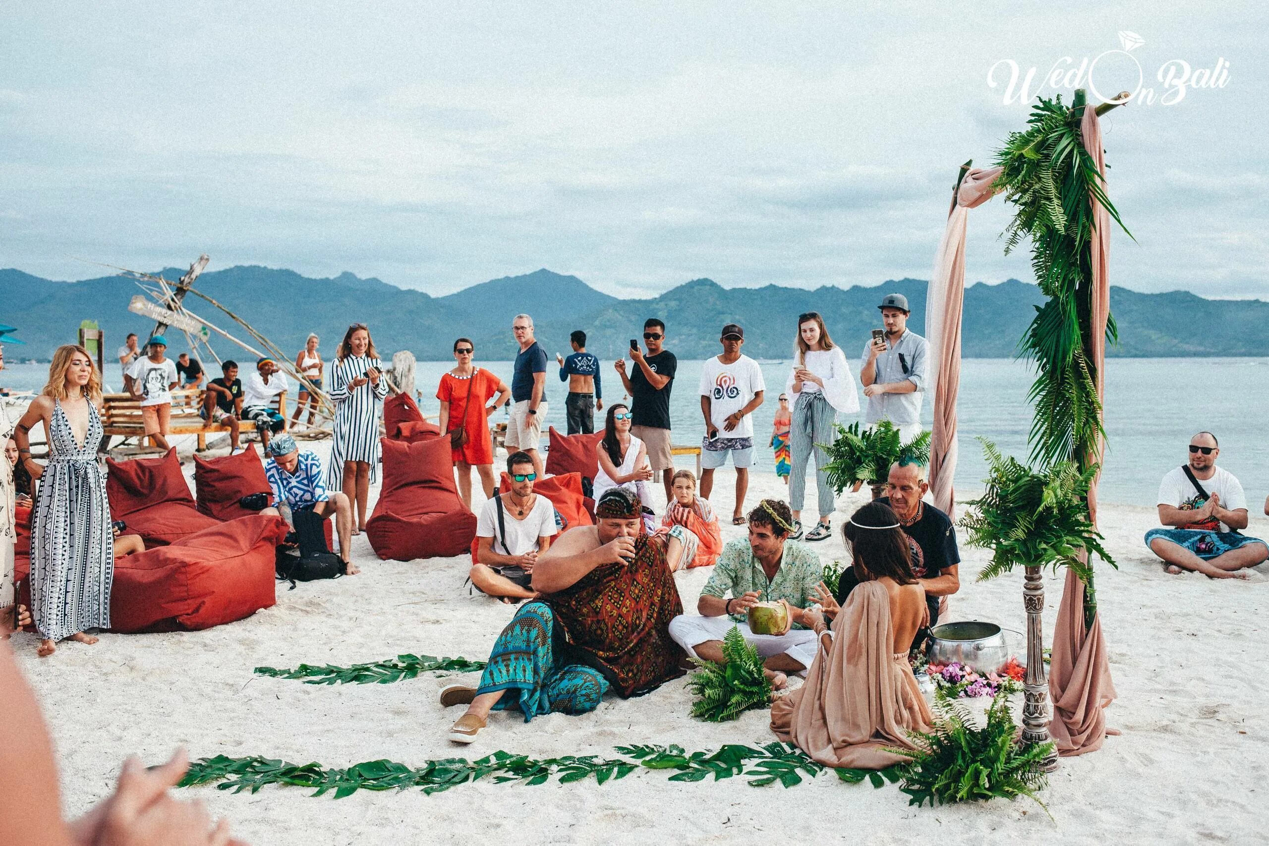 Свадебная церемония на Бали. Свадебный тур на Бали. Церемония бракосочетания Бали Гили. Свадьба на острове Бали.