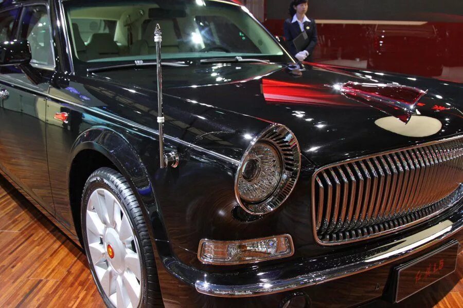 Ауди до 3 миллионов. Машина за 1 миллион. Aston martin one 77-1. Машины за 3 миллиона. Мустанг машина за 5 миллионов.