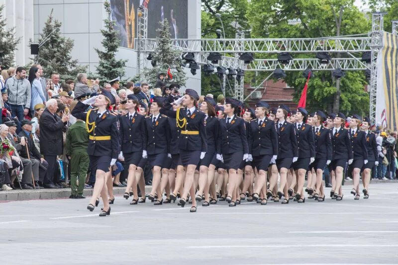 9 мая университет. Парад победы краснодар. парад 9 мая краснодар.