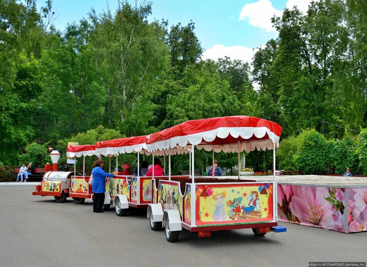 Саранск парк пушкина аттракцион емеля. Пушкинский парк режим работы. Пушкинский парк режим работы. Парк пушкина саранск. Царское село санкт-петербург план парка.
