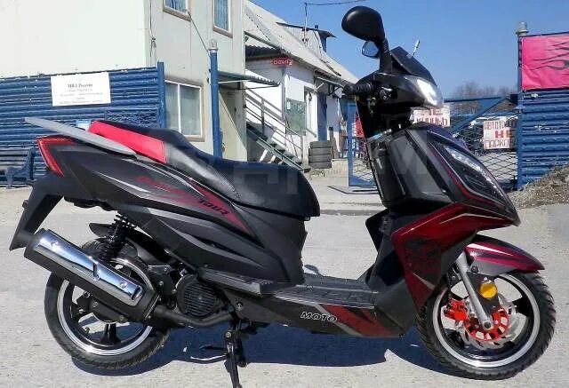 Мотолайф япония. Скутер motolife 150. Скутер motolife 150 куб. Скутер motolife 50. Motolife 50 кубов.