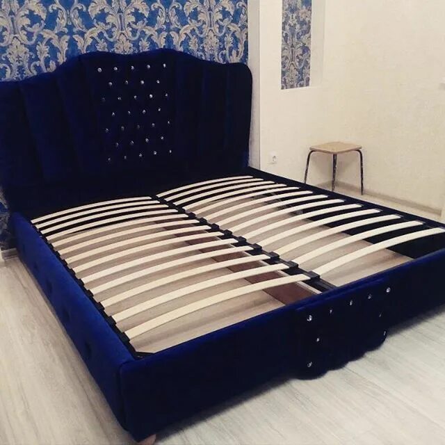 Кровать босс с подъемным. Кровать босс в интерьере. Кровать босс 160 на 200. Кровать в интерьере восс. Мебель босс кровать синяя.