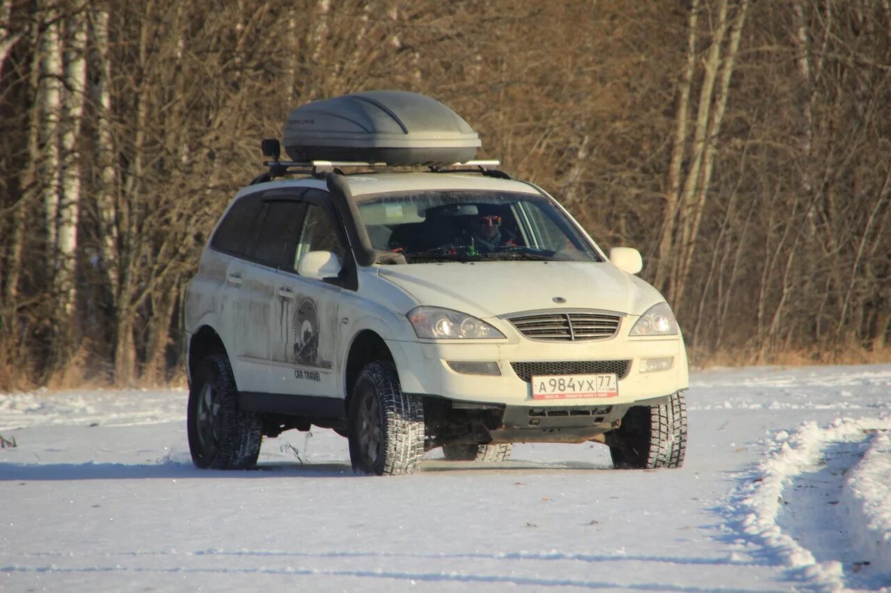 Ssangyong kyron полный привод. Кайрон экспедиционник. Экспедиционный ССАНГЙОНГ Кайрон. SSANGYONG Action Sport экспедиционник. SSANGYONG Kyron на бездорожье.