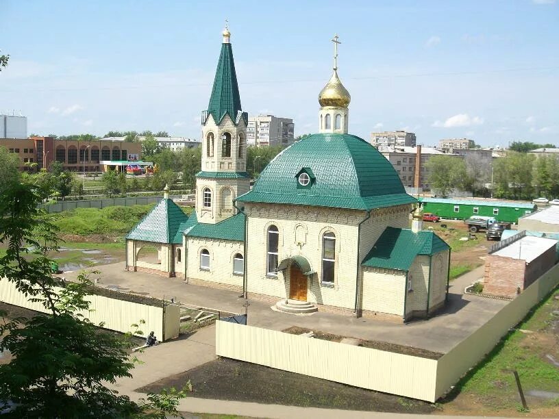 Храм Бузулук Оренбургская область. Город Бузулук храмы. Население г Бузулук Оренбургской области. Бузулук челябинск