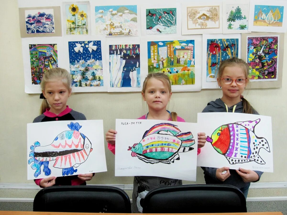 Колесникова татьяна ивановна дхш. Ученики художественной школы. Программа по изобразительному искусству в дши. Первый класс художественной школы. Выставка работ детей в школе.