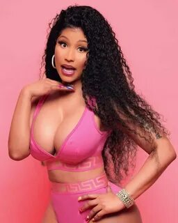 Писканы сипап тұрған сиқырдың жақыннан түсірілген фотосы