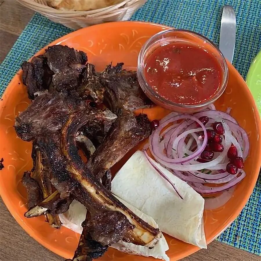 Бутырина 35 владикавказ. Тамаева 23 владикавказ. Ресторан чегери владикавказ. Кафе «чегери» — карла маркса. Чегери кафе владикавказ.