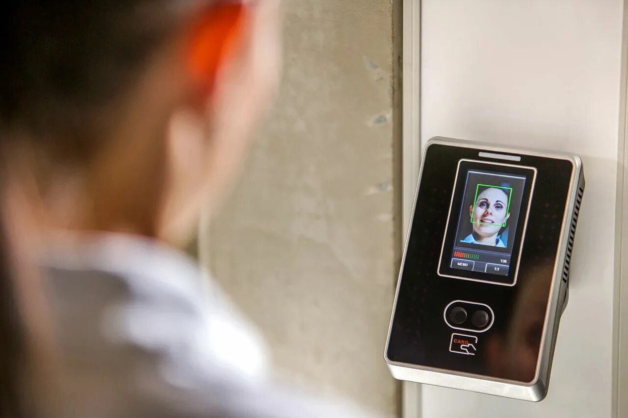 Faces access. Турникеты метро фэйсайди. Faces access. Система распознавания лиц. Faces access.