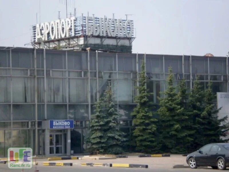 Заброшенный аэропорт быково 2020. Аэровокзал аэропорта быково. Аэровокзал аэропорта быково. Заброшенный аэропорт быково 2020. Аэропорт быково в москве.