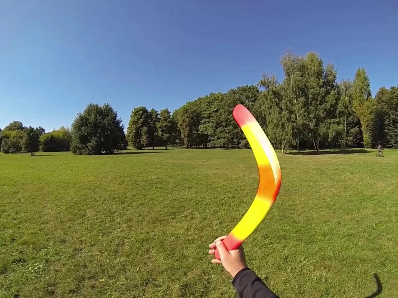 Бумеранг фото. Полет бумеранга. Видеоролик бумеранг. Бумеранг видео. Бумеранг камера.