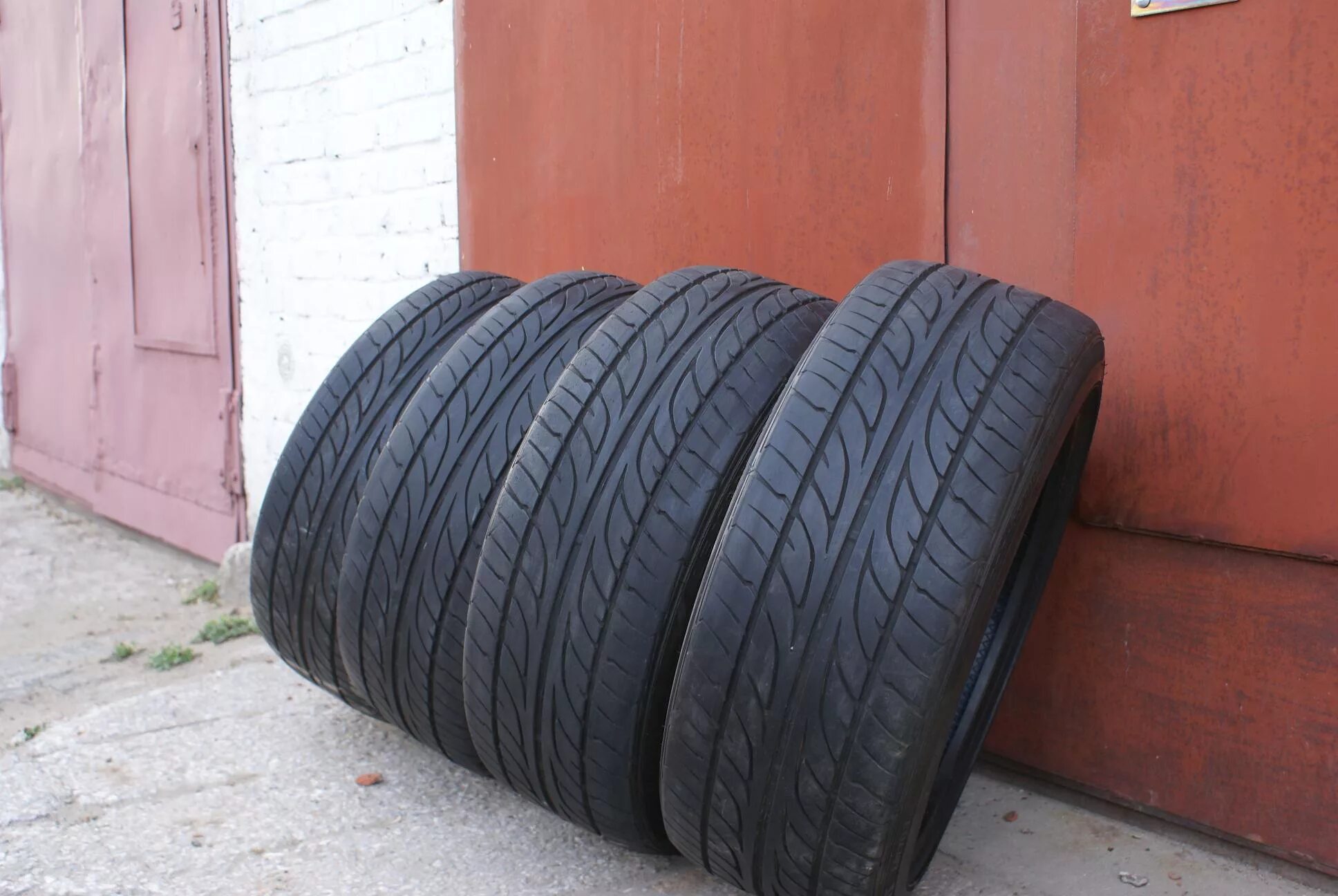 Матадор 175/70 r13 лето. Резина 175 70 r13. Резина летняя казань. 225 45 17 летняя резина. Кама бриз 175/70 r13.