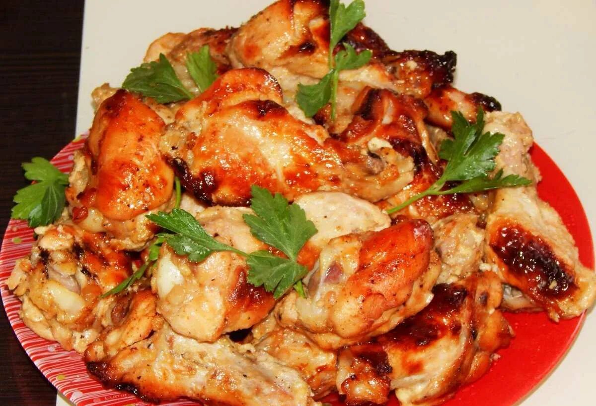 Рецепт из курицы на второе на сковороде. Жареное куриное филе на сковороде. Рецепт из курицы на второе на сковороде. Курица с овощами. Рецепт из курицы на второе на сковороде.