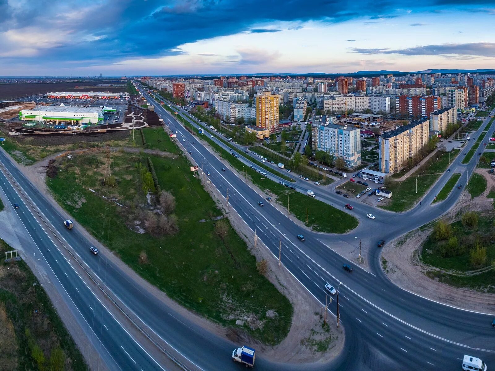 Тл тольятти. Южное шоссе улица в Тольятти. Тольятти с высоты Южное шоссе. Тольятти Автозаводской район. Тольятти новый город.