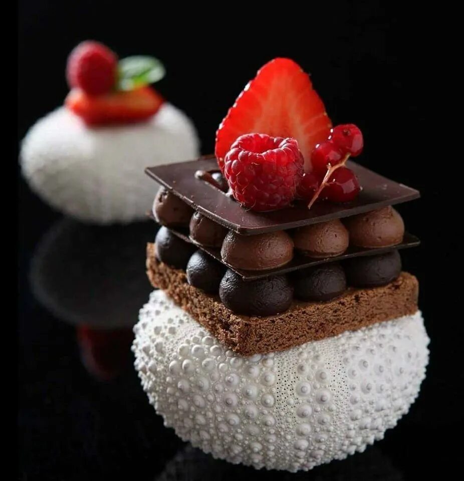 меренговый корж. изысканные десерты. красивые пирожные. мировые десерты. трайфл панакота.