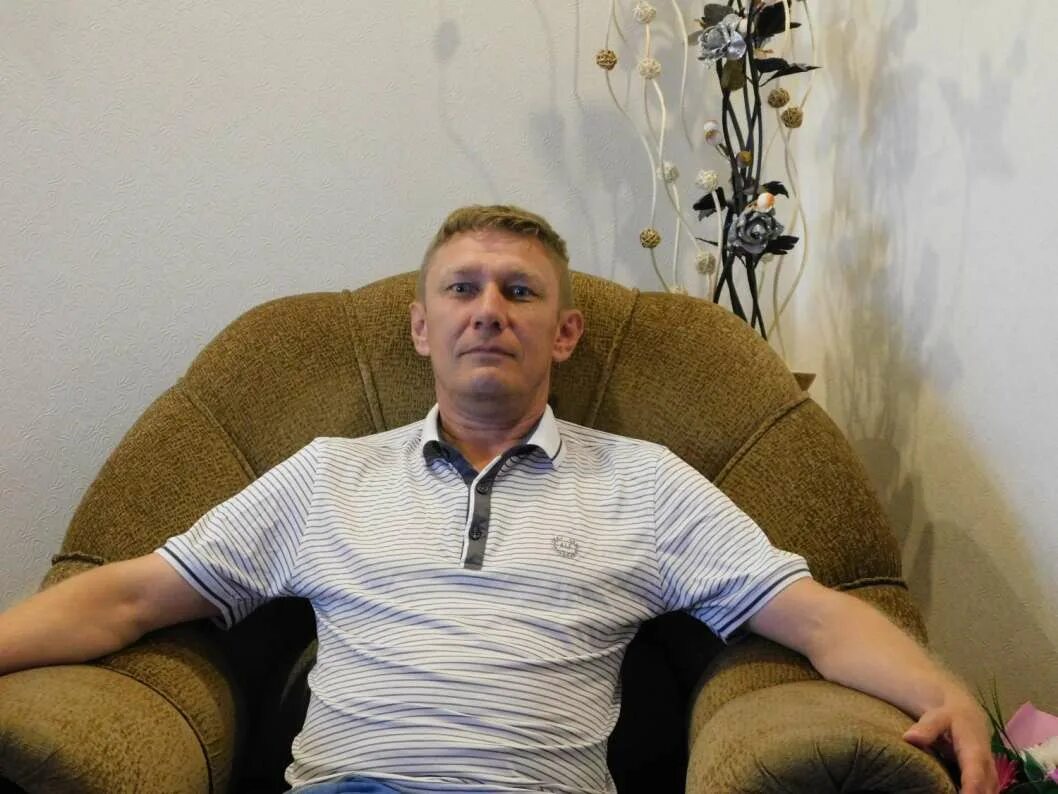 Бизнес идея для пенсионеров. Мужчина 58 лет. Вакансии в москве 50 лет мужчине. Вакансии в москве 50 лет мужчине. Сотрудники зрелого возраста.