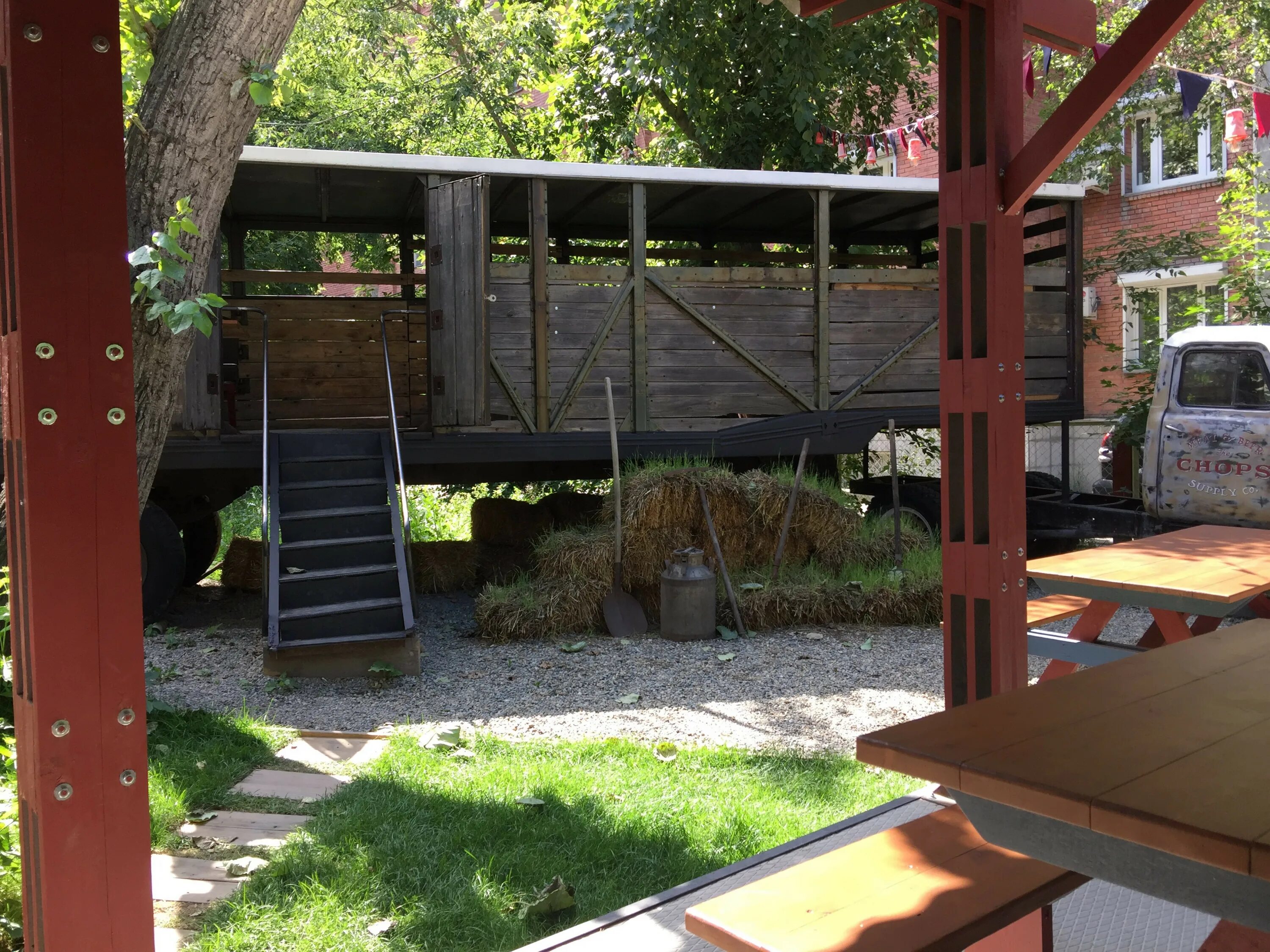 Chops бар новосибирск. The chops новосибирск. The chops новосибирск. Зе чопс новосибирск. Чопс бар.