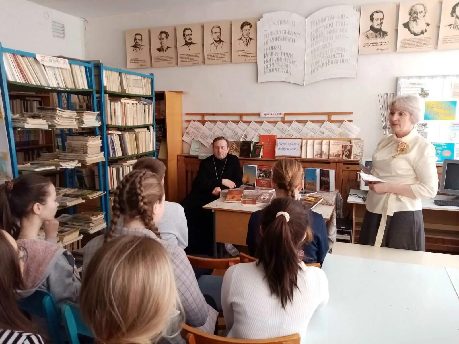 Погода новоспасское коптевка. Коптевка ульяновская область новоспасский район. село коптевка новоспасского 2025 года. отдел образования новоспасский. село коптевка фотографии в школе мероприятия.